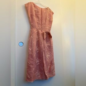Sweet pink vintage party dress